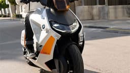 BMW prêt à croquer KTM : un duo gagnant pour l'électrique ?