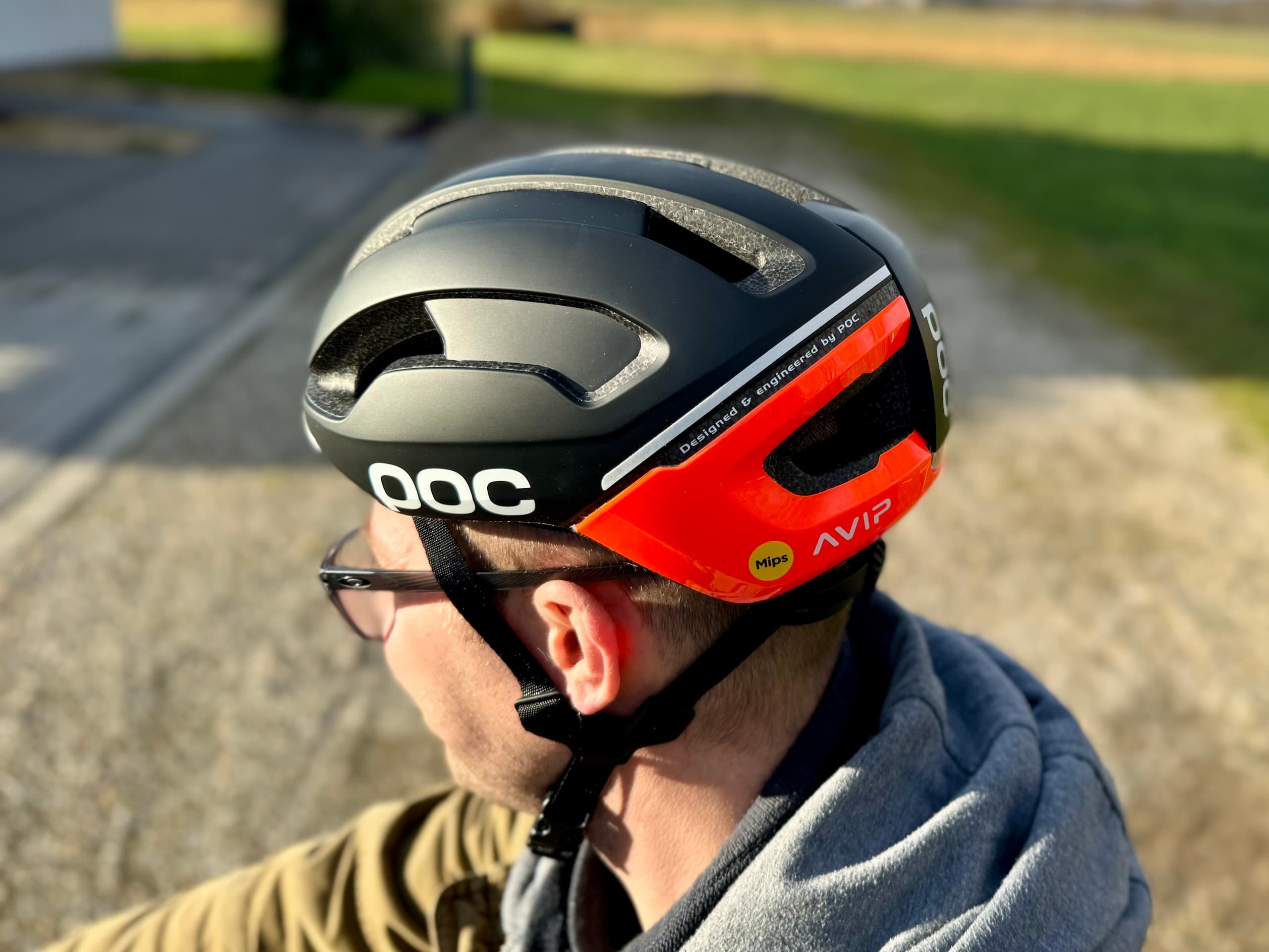 Casque vélo urbain POC Omne Beacon MIPS avec led arrière intégrée