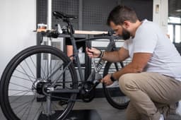 Des vélos carbone 100% français en péril : le cri d’alerte de Nilman après le vol de ses prototypes