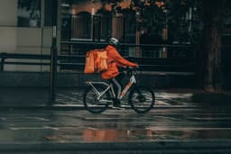 Pourquoi les livreurs à vélo ont-ils plus d'accidents ?