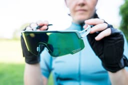 Shimano sort trois nouvelles paires de lunettes pour voir la route autrement